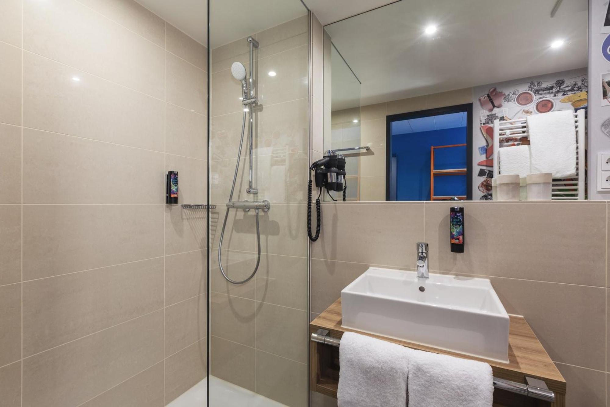Holiday Inn - The Niu, Belt Frankfurt Eschborn By Ihg Ngoại thất bức ảnh